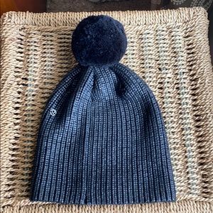 NWOT lululemon beanie